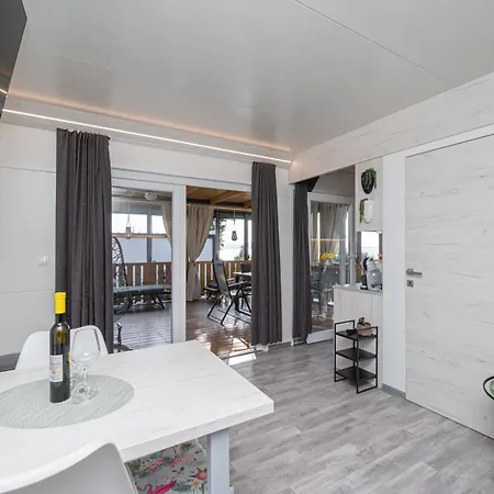 Апартаменты By The Sea - Biograd - 25107